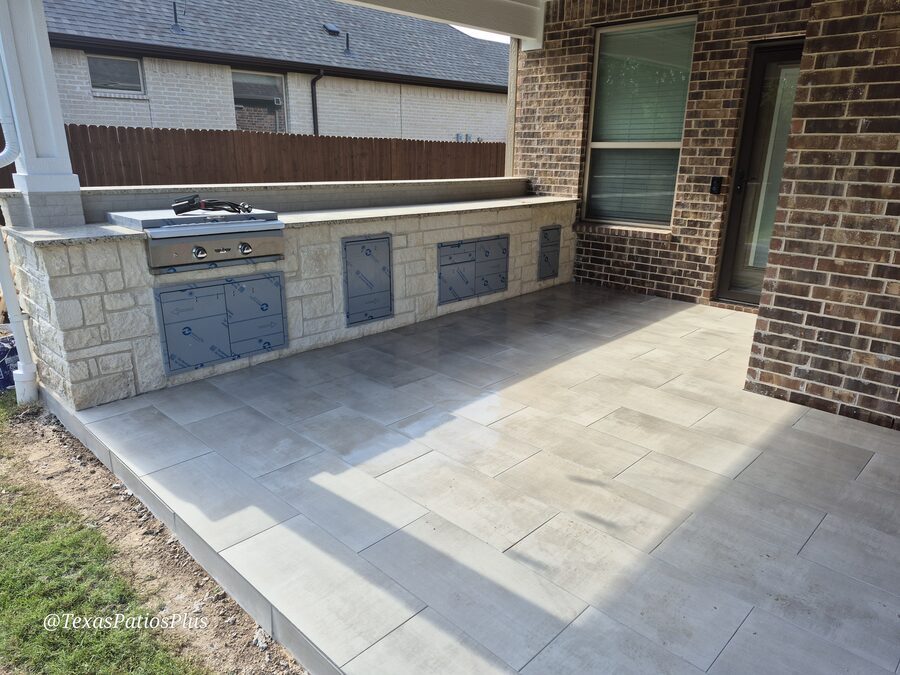 Custom outdoor kitchen built by Texas Patios Plus in south DFW
