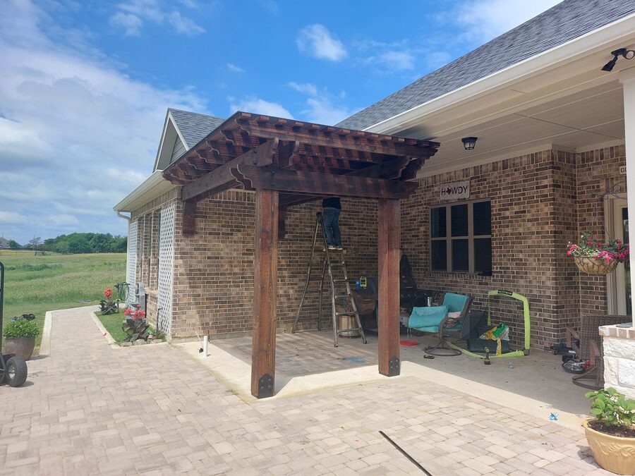 Custom pergola built by Texas Patios Plus in south DFW