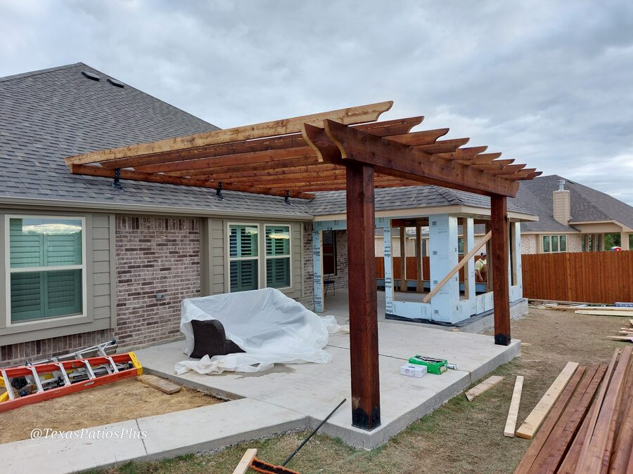 Custom pergola built by Texas Patios Plus in south DFW