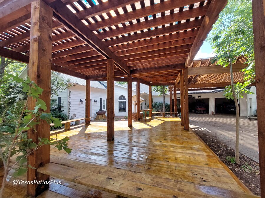 Custom pergola built by Texas Patios Plus in south DFW