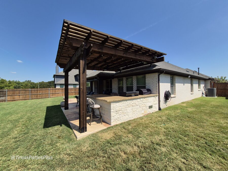Custom pergola built by Texas Patios Plus in south DFW