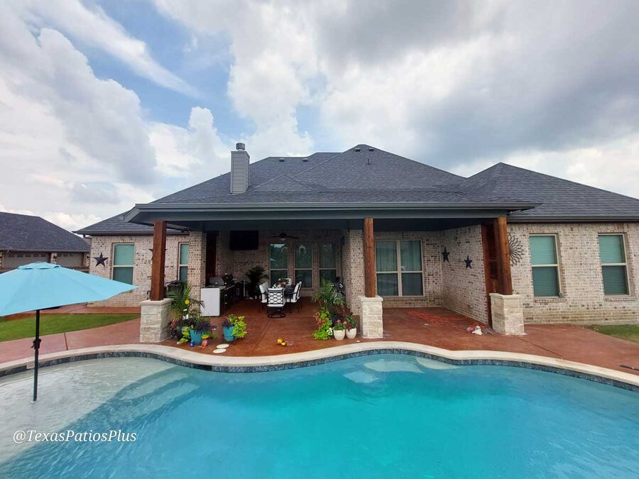 Custom pool built by Texas Patios Plus in south DFW