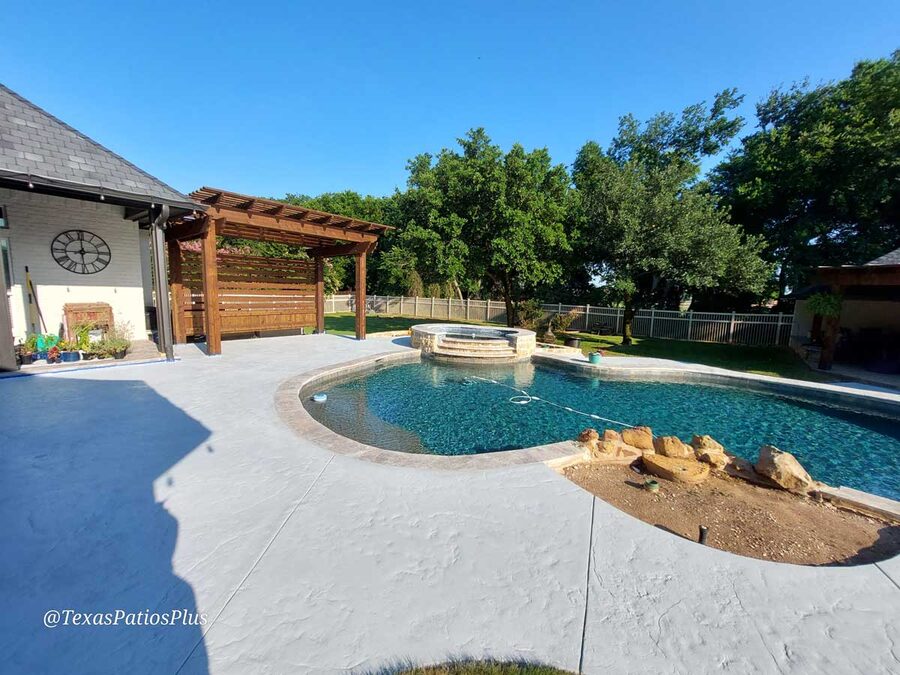 Custom pool built by Texas Patios Plus in south DFW
